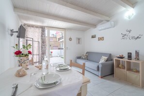 Interior - Apartment 'Sfea Home' with Private Terrace, Wi-Fi and Air Conditioning (Pachino)