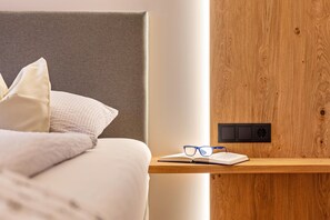 1 bedroom, free WiFi, bed sheets - Apartment 'Zunerhof Morgensonne' with Mountain View, Balcony and Wi-Fi (Lengstein Ritten)