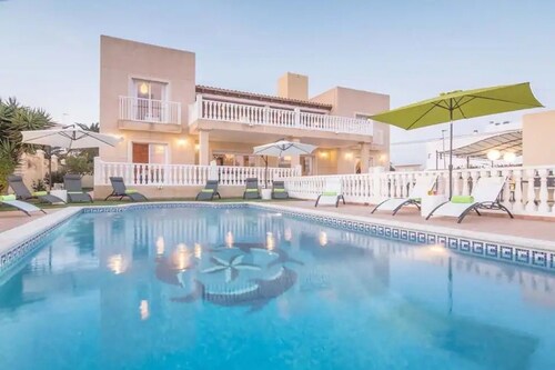Villa 'Can Pedra Junto A Playa Den Bossa' with Sea View, Wi-Fi and Air Conditioning