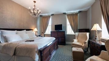 Habitación Premier, 1 cama de matrimonio grande | Decoración individual, mobiliario individual, escritorio