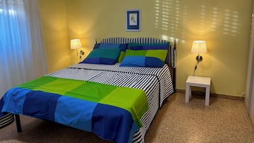 1 camera, ferro/asse da stiro, Wi-Fi gratuito, lenzuola