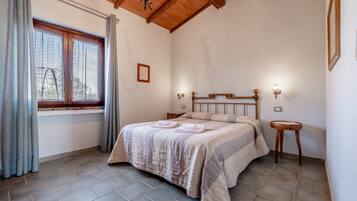 1 camera, Wi-Fi gratuito, lenzuola