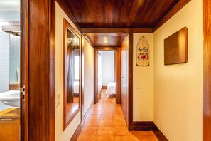 1 quarto, ferros/tábuas de passar roupa, Wi-Fi de cortesia