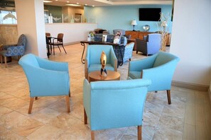 Lobby - Dolphin Oasis - 2 condos with indoor pool, ocean views, steps to the beach
(Virginia Beach)