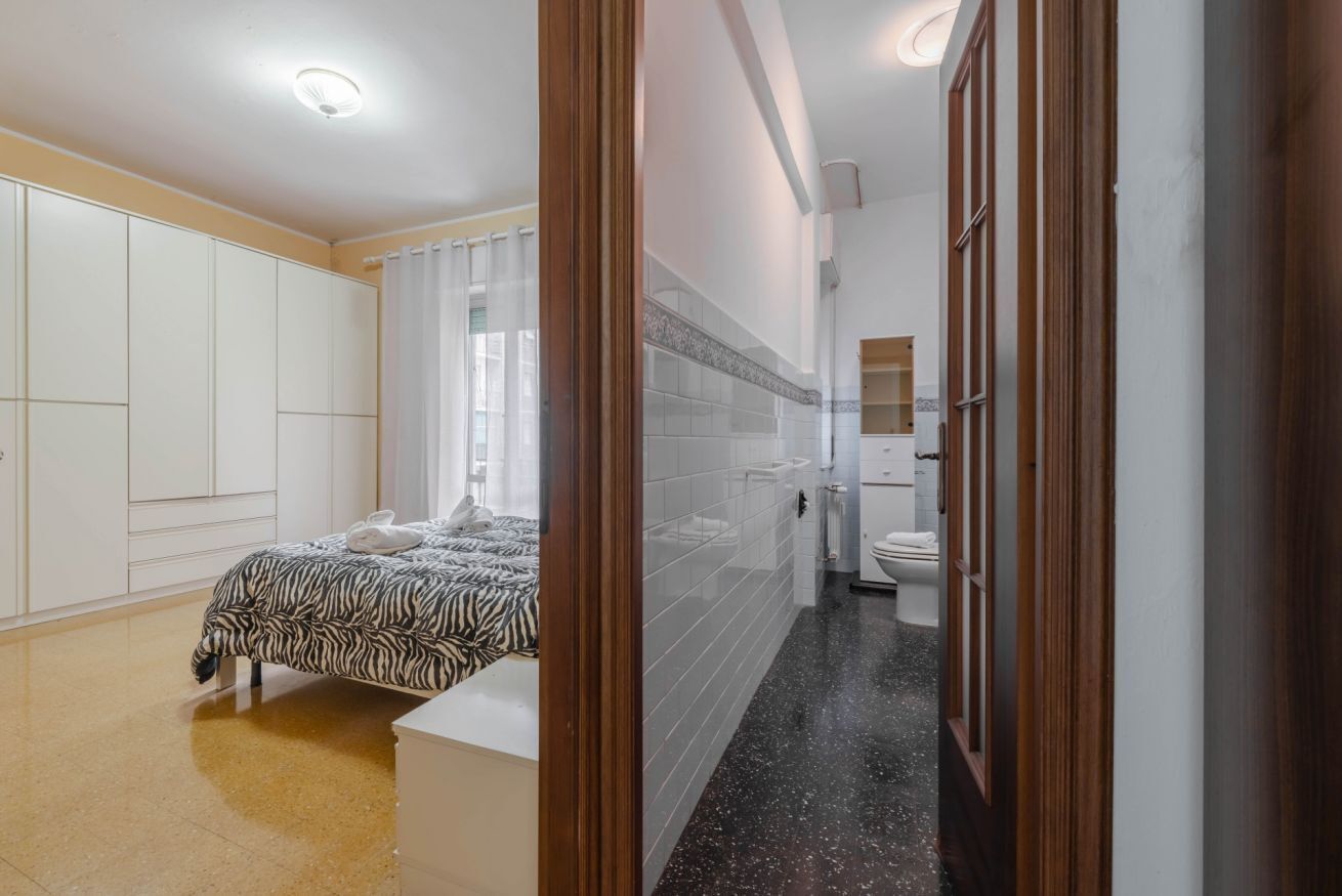 2 bedrooms, iron/ironing board, Internet, bed sheets