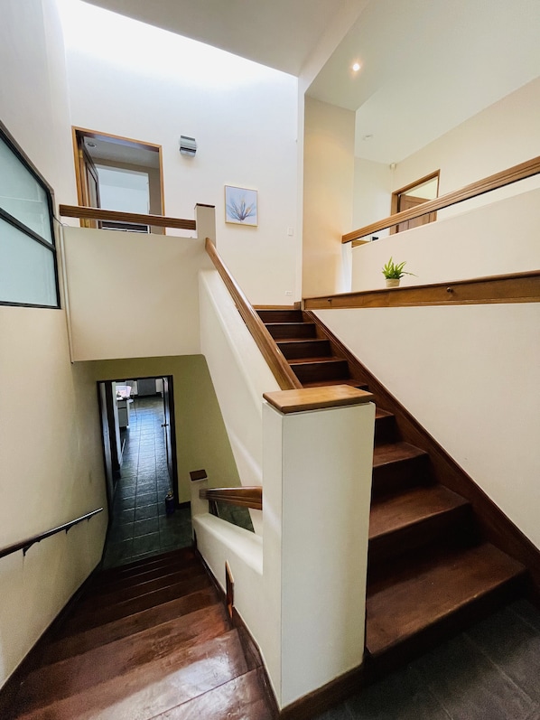 Staircase - The Rainier Bed & Breakfast (San José)