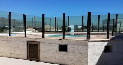 Casa em Arraial do Cabo com Piscina Para Temporada Poucos Minutos da Praia