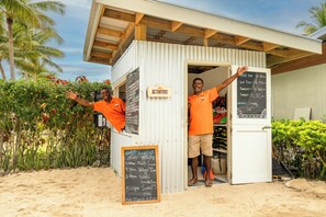 Sports facility - Mai Sunset Beach Resort (Naviti Island)