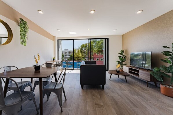 Interior - VH | Spacious apt Roma Sur + balcón and wifi | 221 (Ciudad de México)