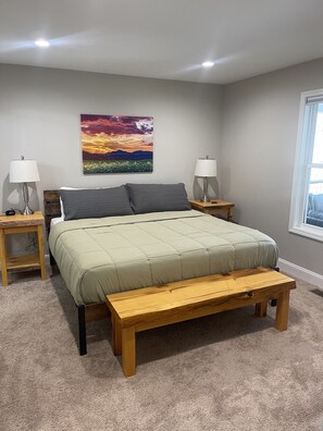 3 bedrooms, iron/ironing board, travel cot, WiFi