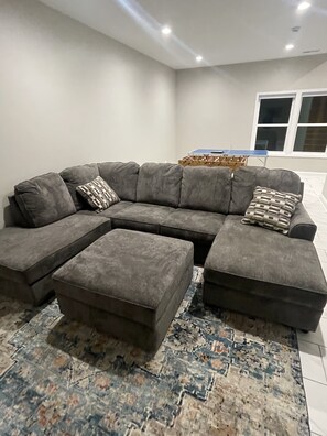 Smart TV, fireplace, table football, ping pong