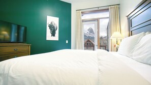 2 Schlafzimmer, Reisekinderbett, kostenloses WLAN, Bettwäsche