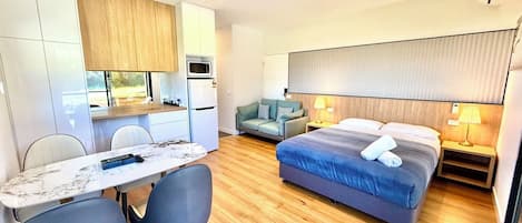 1 bedroom, free WiFi, bed sheets