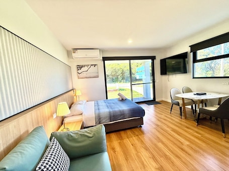 Wi-Fi gratis dan seprai linen