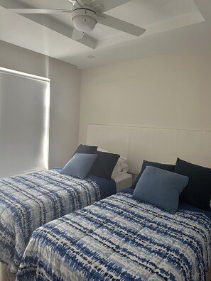 2 bedrooms, iron/ironing board, WiFi, bed sheets