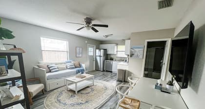 Charming Cottage in Dunedin close to beaches