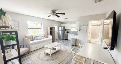 Charming Cottage in Dunedin close to beaches