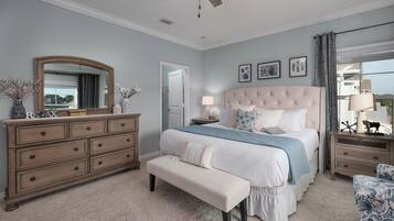 4 habitaciones, tabla de planchar con plancha y cuna de viaje