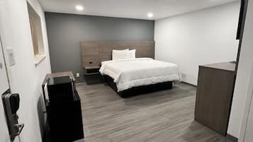 Basic Room | Blackout drapes, free WiFi