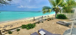 Sun loungers, beach towels - Cozy Beachfront King Suite (Steventon)