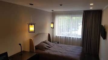 2 habitaciones, tabla de planchar con plancha y wifi