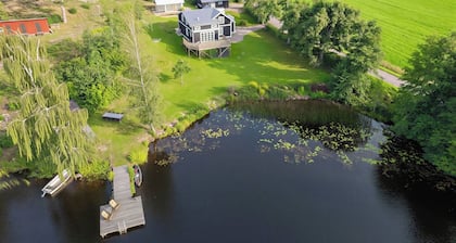 Schönes Haus mit Privatem Zugang zum See Hjorten Zwischen Vimmerby und Västervik