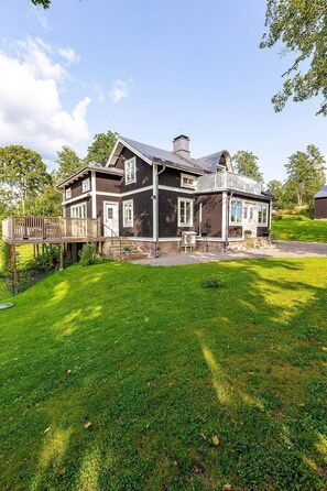 Exterior - Schönes Haus mit Privatem Zugang zum See Hjorten Zwischen Vimmerby und Västervik (Hjorted)