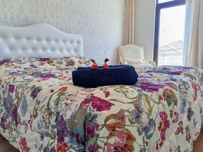 1 chambre, coffres-forts dans les chambres, bureau