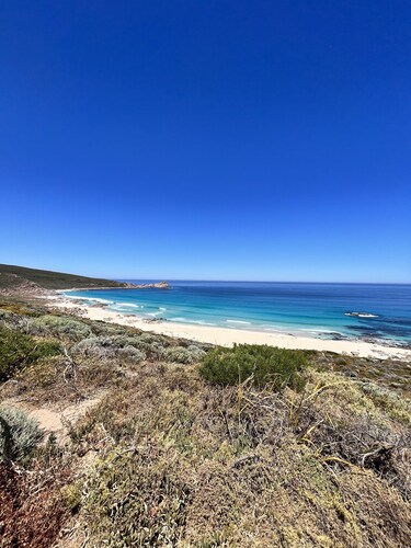 Quedji Cottage - Beautiful 2 bed private cottage 3 min walk to Dunsborough town.