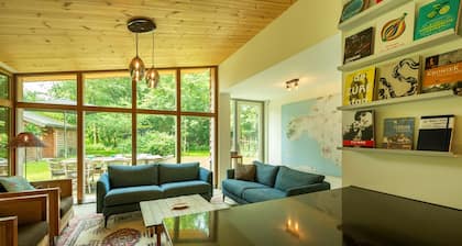 Jonkersweegje 9 Exklusiver Familienuralub in großzügiger freiliegender Villa