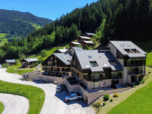 Duplex rénové à Arêches-Beaufort pour 6 pers, loggia calme