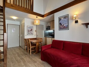 TV - Bright apartment for 6 with WIFI in Plagne Soleil (La Plagne-Tarentaise)
