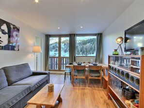 Living area - Beautiful renovated apartment for 5 in Plagne Centre (La Plagne)
