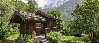 Stephen's Mazot, central Chamonix