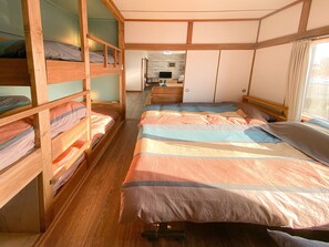 1 bedroom, desk, iron/ironing board, free WiFi - Close to the sea perfect for fishing whole house / Shiraoi-gun Hokkaidō (Shiraoi-gun)