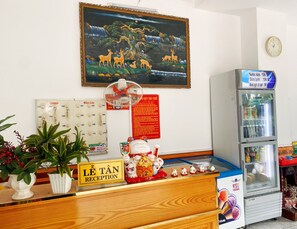 Quầy tiếp tân