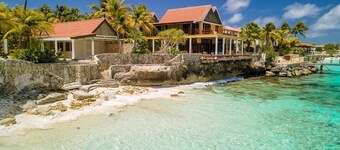 Villa Nex-Ta-Sea with House Reef for Divers