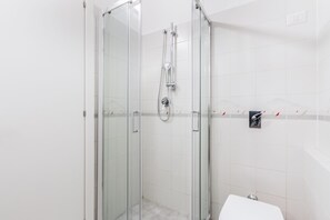 Apartamento Confort | Baño | Ducha