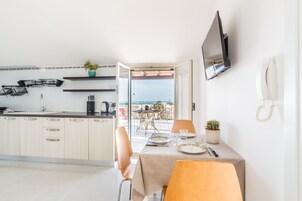 Comfort Apartment | Private kitchen | Espresso maker, electric kettle