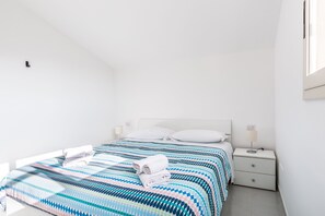 Comfort-Apartment | 1 Schlafzimmer, Bügeleisen/Bügelbrett, kostenloses WLAN, Bettwäsche