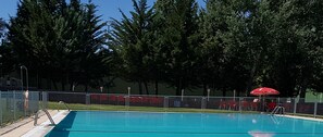 Pool - Ideal Familias 7 Dormitorios Jardin bbc Wifi 55 min de Madrid y 8 min de Segovia (revenga)