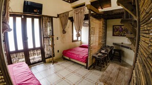Classic Bungalow | 1 bedroom, free WiFi, bed sheets - Posada Los Jacalitos (Santa María Tonameca)