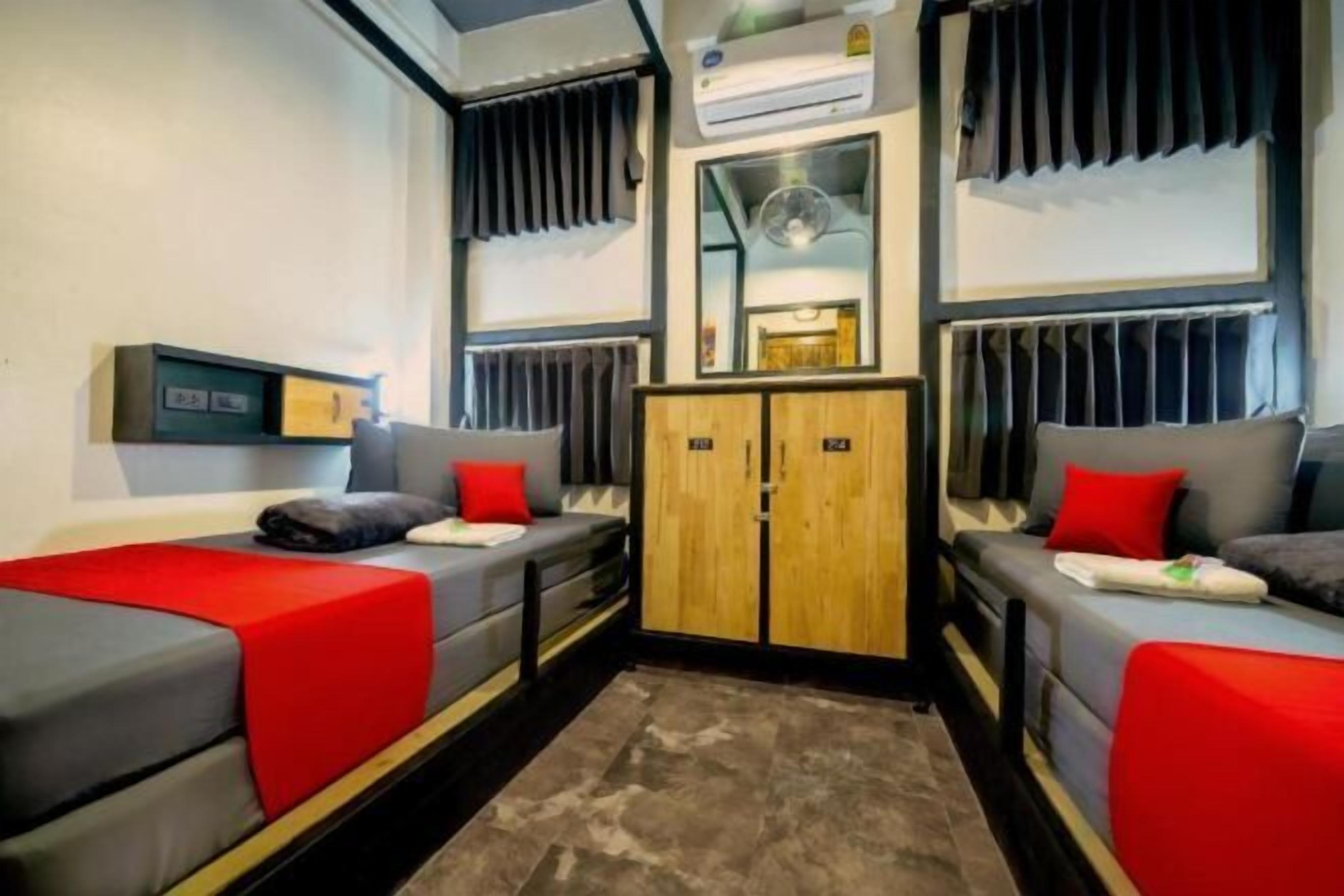 Minibar, skrivbord, arbetsyta för laptop och gratis wi-fi