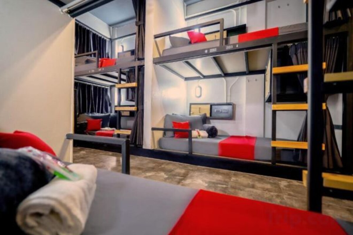 Minibar, Schreibtisch, laptopgeeigneter Arbeitsplatz, kostenloses WLAN