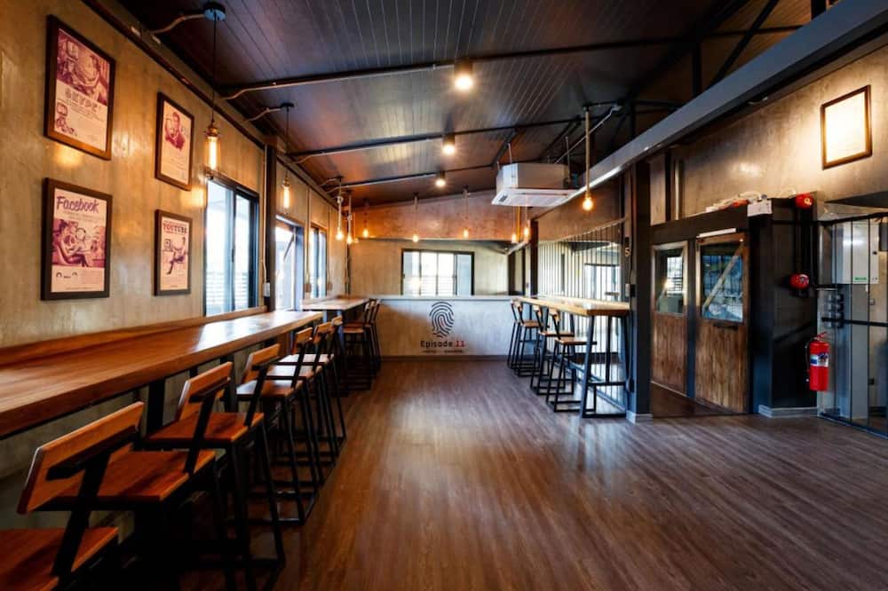 Episode 11 Hostel Sukhumvit