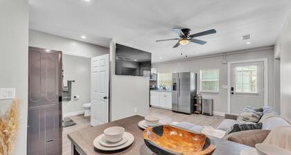 Modern Comfort, Pet Friendly, 2 King Beds