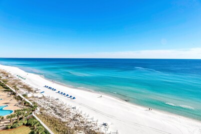 🌴Emerald Towers 1302 - Salty Smile | Private Beach Access, Panoramic Gulf Views