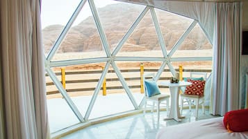 In-room safe, blackout drapes, bed sheets