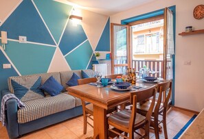 Dining - Happy Guest Apartments Alpin Vista Village (COLERE)