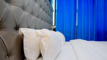 Grand Room, 1 King Bed | 2 bedrooms, minibar, in-room safe, individually furnished